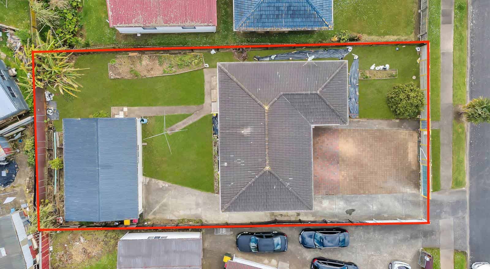 39 Zelda Avenue, Clover Park, Manukau City For Sale realestate.co.nz