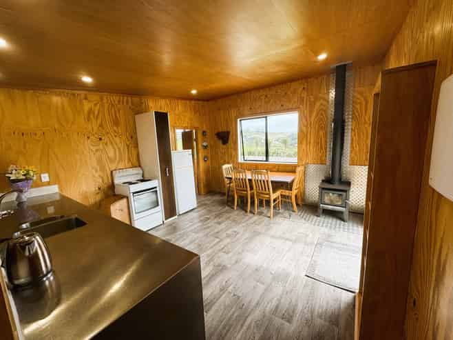 65 Proud Road, Aranga