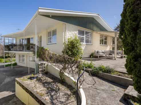 179 Kina Beach Road, Tasman