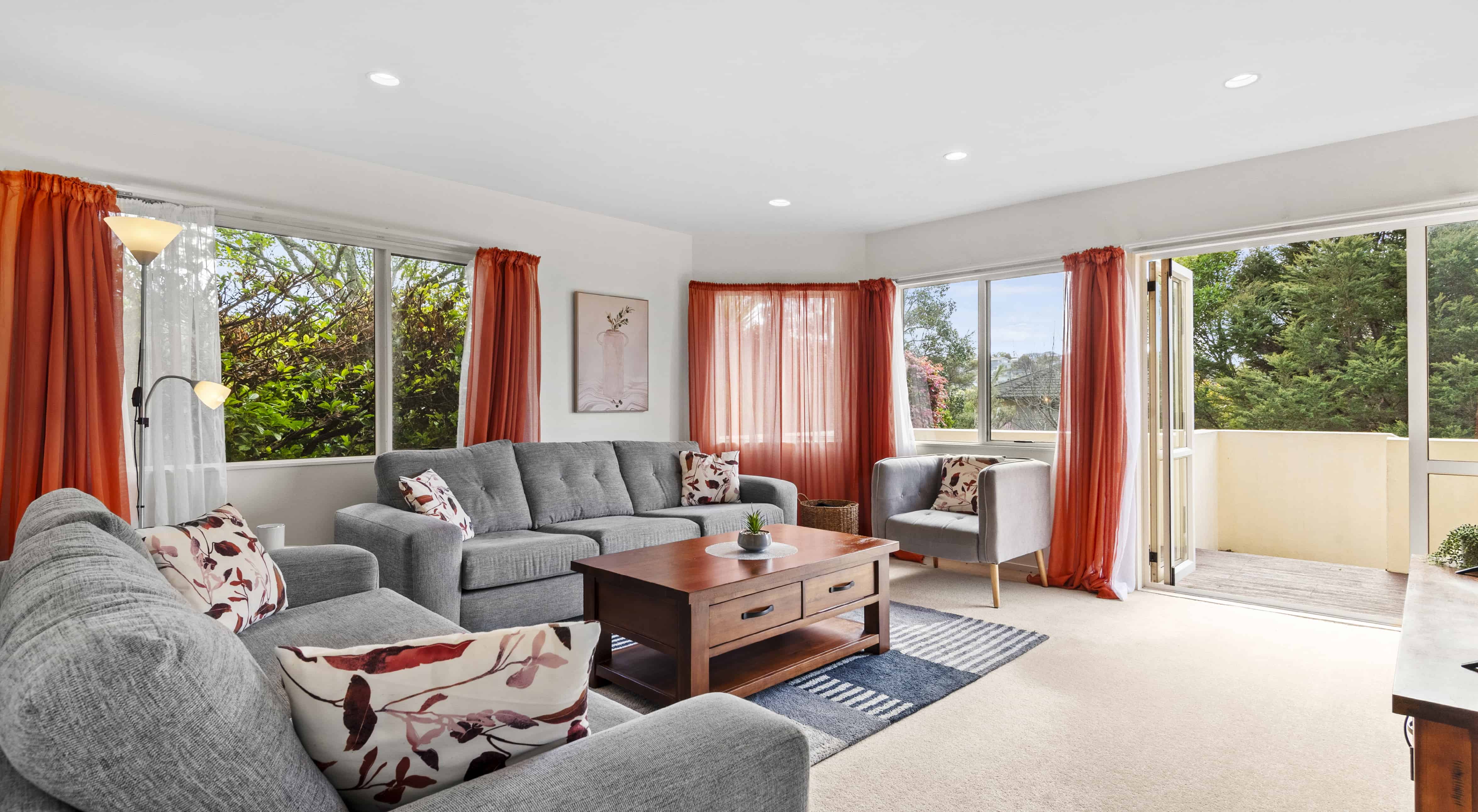 8 Greenleaf Way, Browns Bay, North Shore City For Sale realestate.co.nz