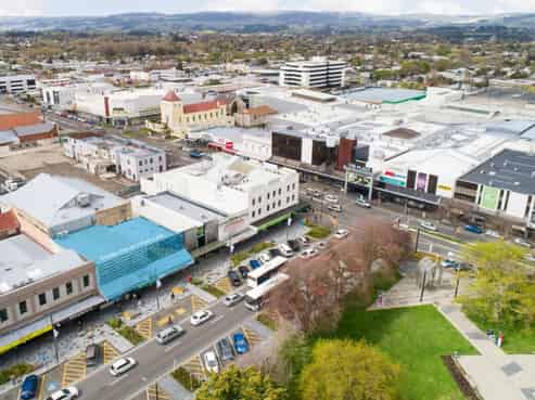 Standout Retail Investment - 8% return
