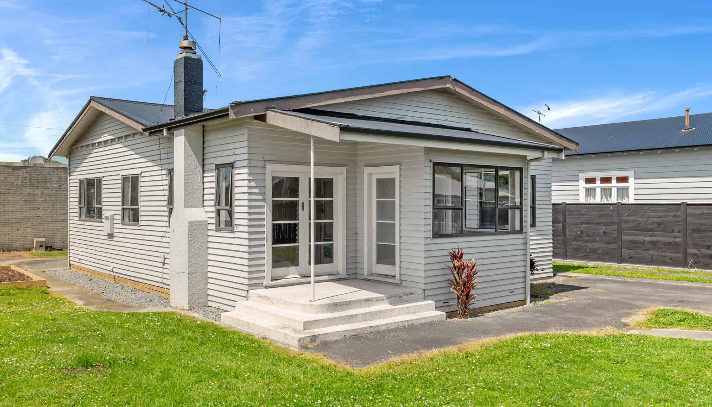 Sold 104 Naylor Street, Hamilton East realestate.co.nz
