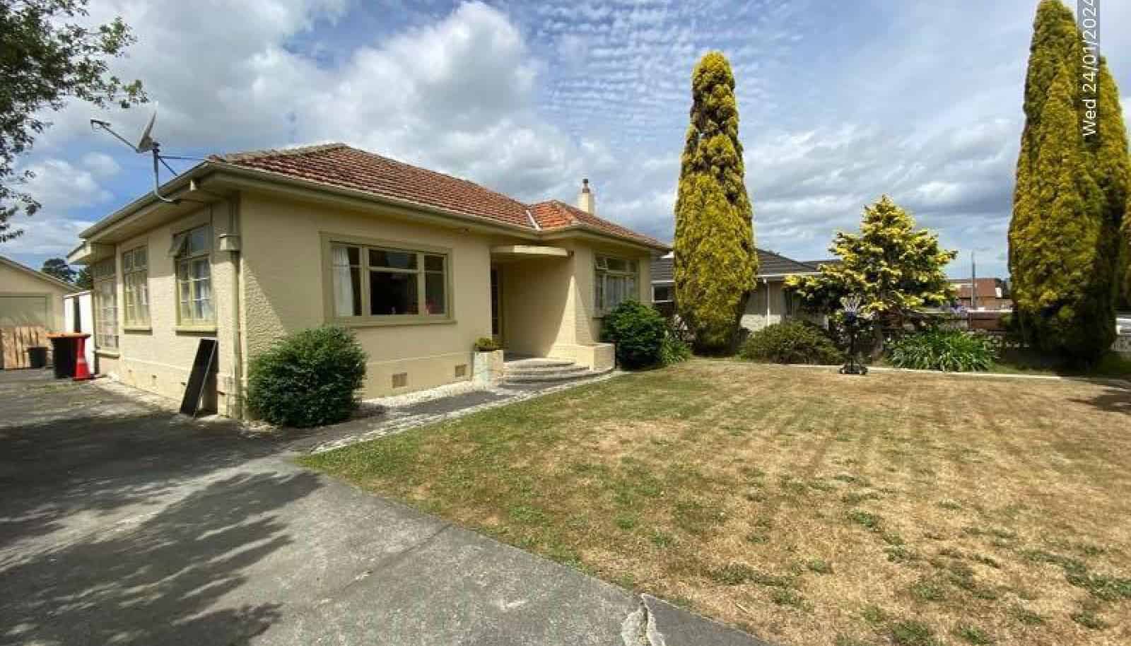 19 Rangitira Avenue, Palmerston North, Palmerston North City For Rent