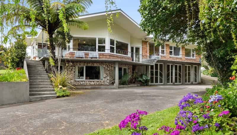 329 Devon Street West, Lynmouth