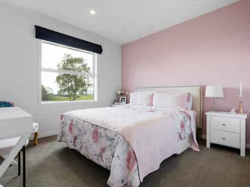 100 Lichfield Road, Lichfield