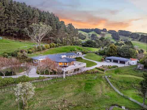 997 Ohariu Valley Road, Ohariu