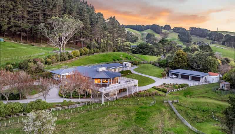 997 Ohariu Valley Road, Ohariu