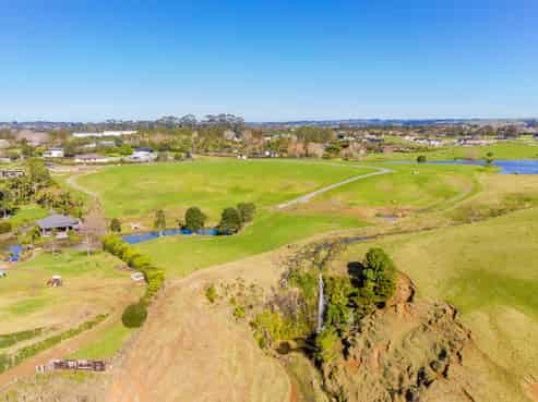  2 Waterfall Lane, Kerikeri