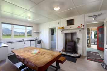 2696 Kawatiri-Murchison Highway, Murchison