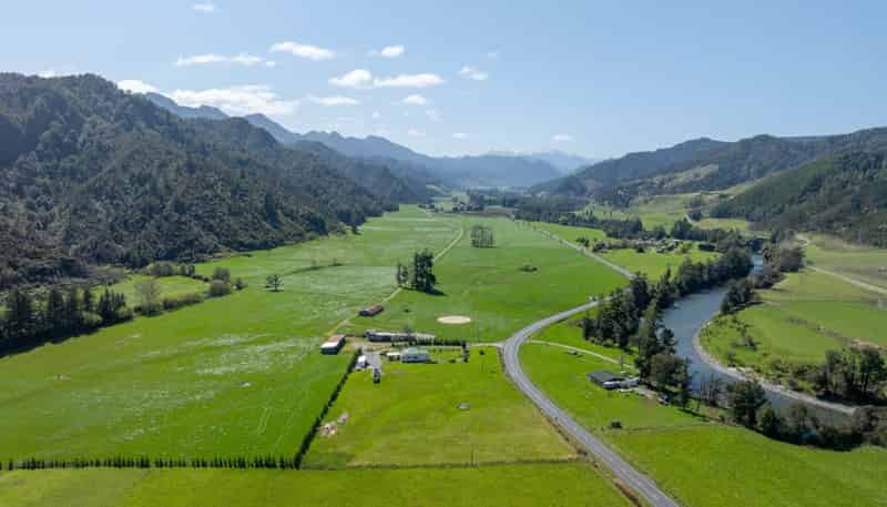 2696 Kawatiri-Murchison Highway, Murchison