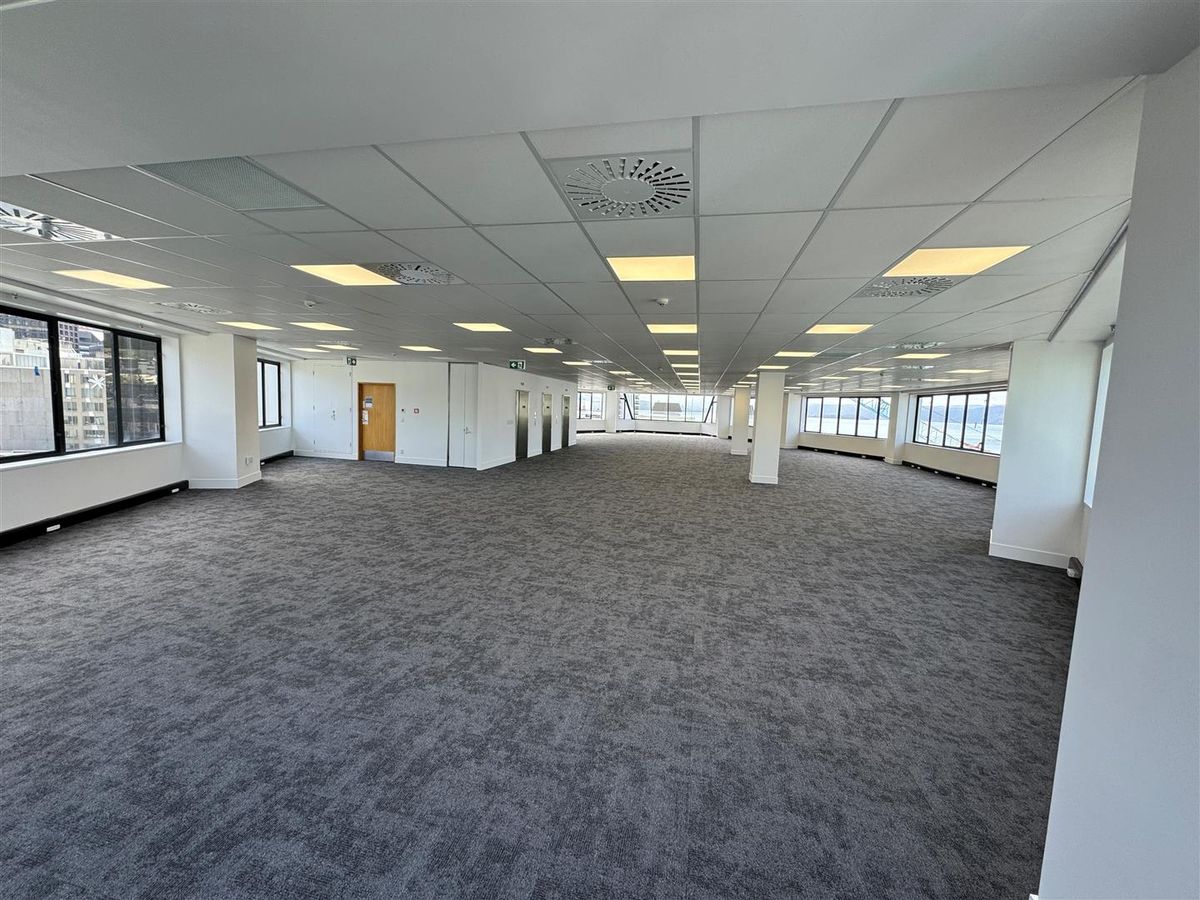 Refurbished Full Floor | Great Views - Ansicht 5