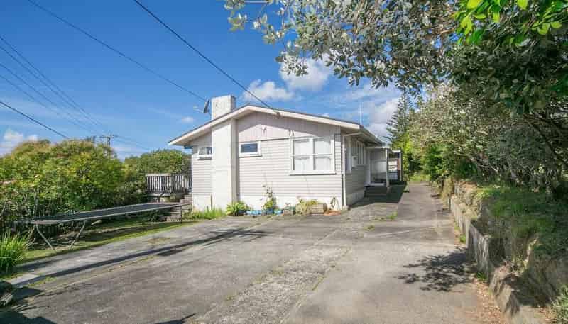 24 Evans Road, Glen Eden