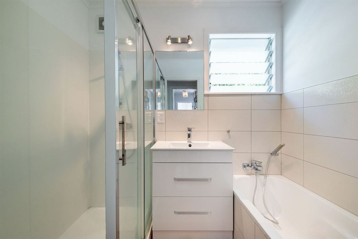 24 Evans Road, Glen Eden - View 6