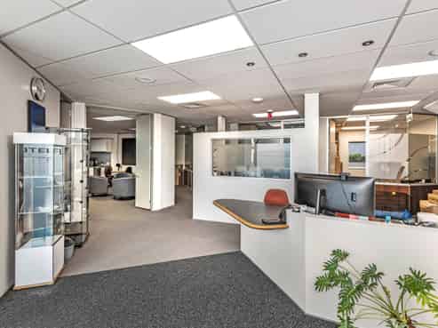 Ground Floor Office - Vacant Possession