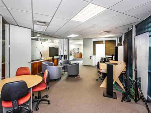 Ground Floor Office - Vacant Possession