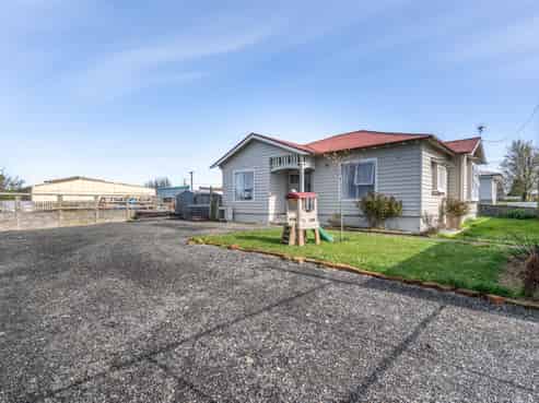 9 Albion Street, Mataura