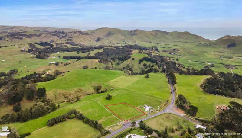2586 Awhitu Road, Awhitu