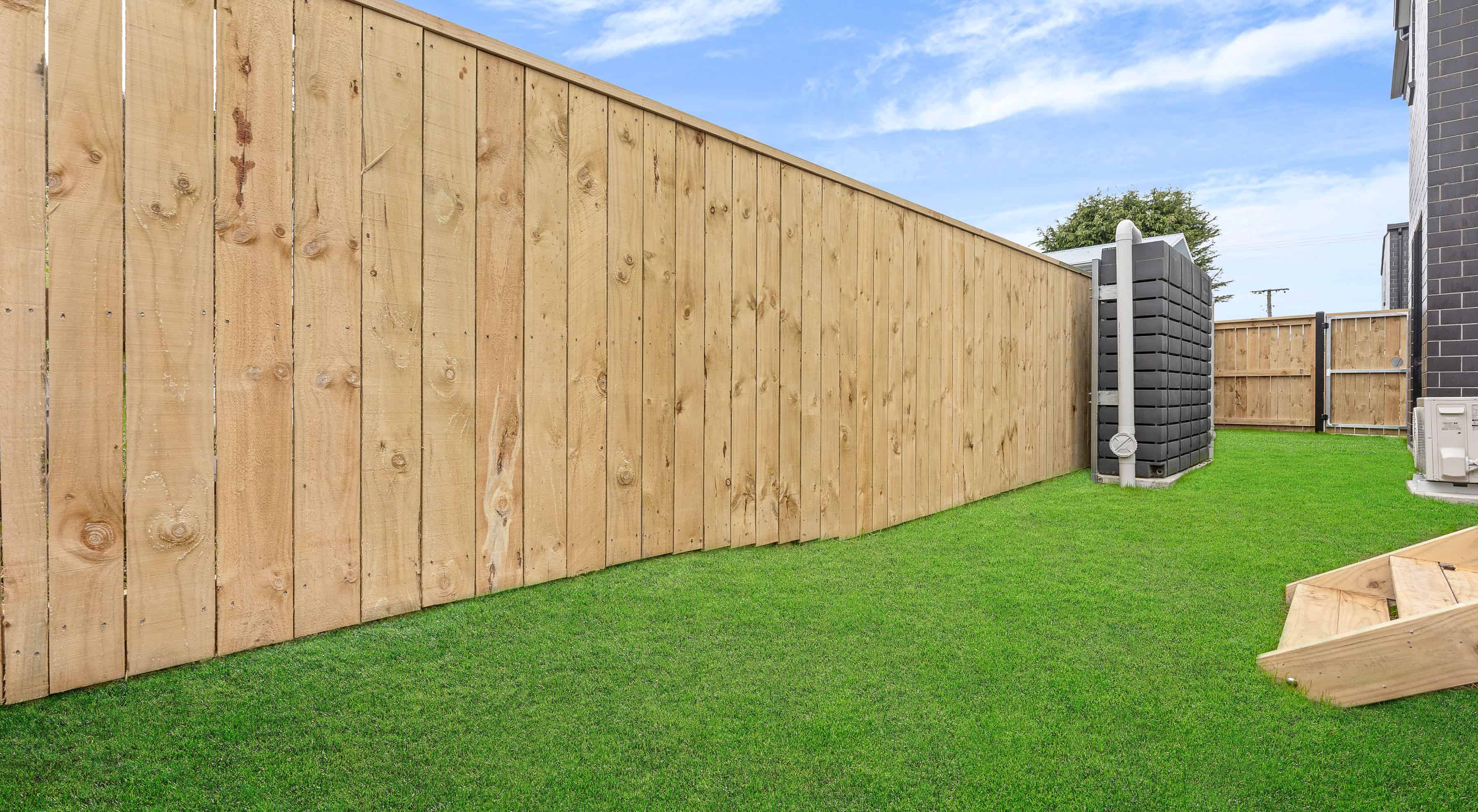 D and E/66 Royal View Road, Te Atatu South, Waitakere City For Rent