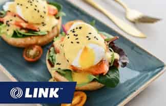 Cafe with Potential in a Thriving Shopping Mall