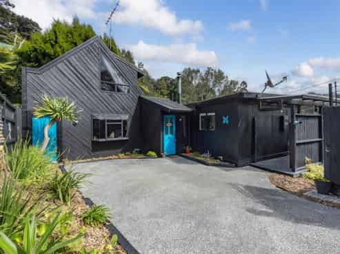 53 Foster Avenue, Huia
