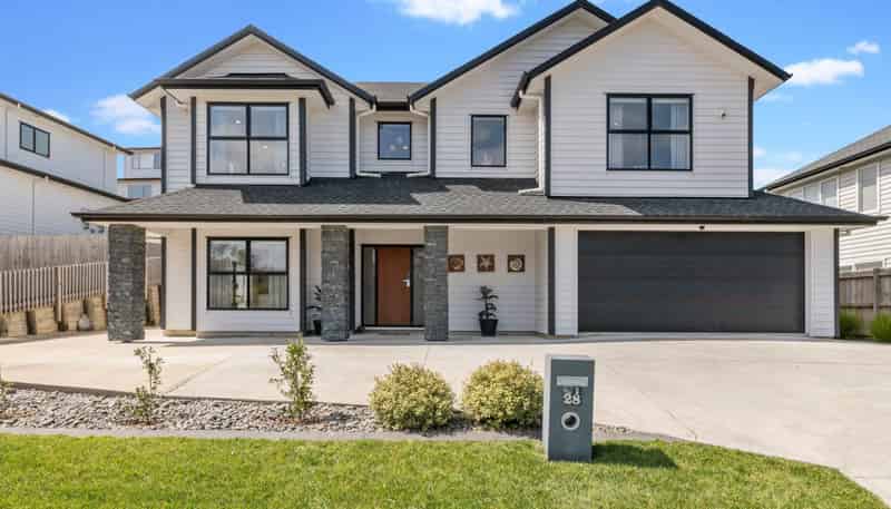 28 Celestial Crescent, Orewa
