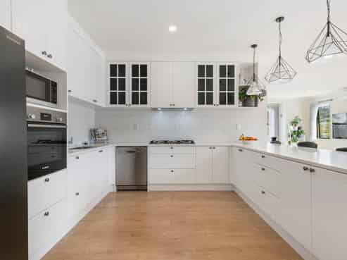 28 Celestial Crescent, Orewa