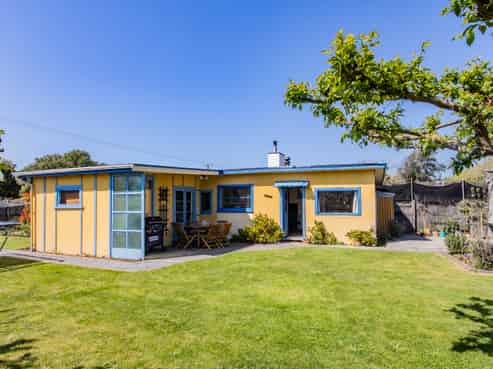 81 Dunns Avenue, The Pines Beach