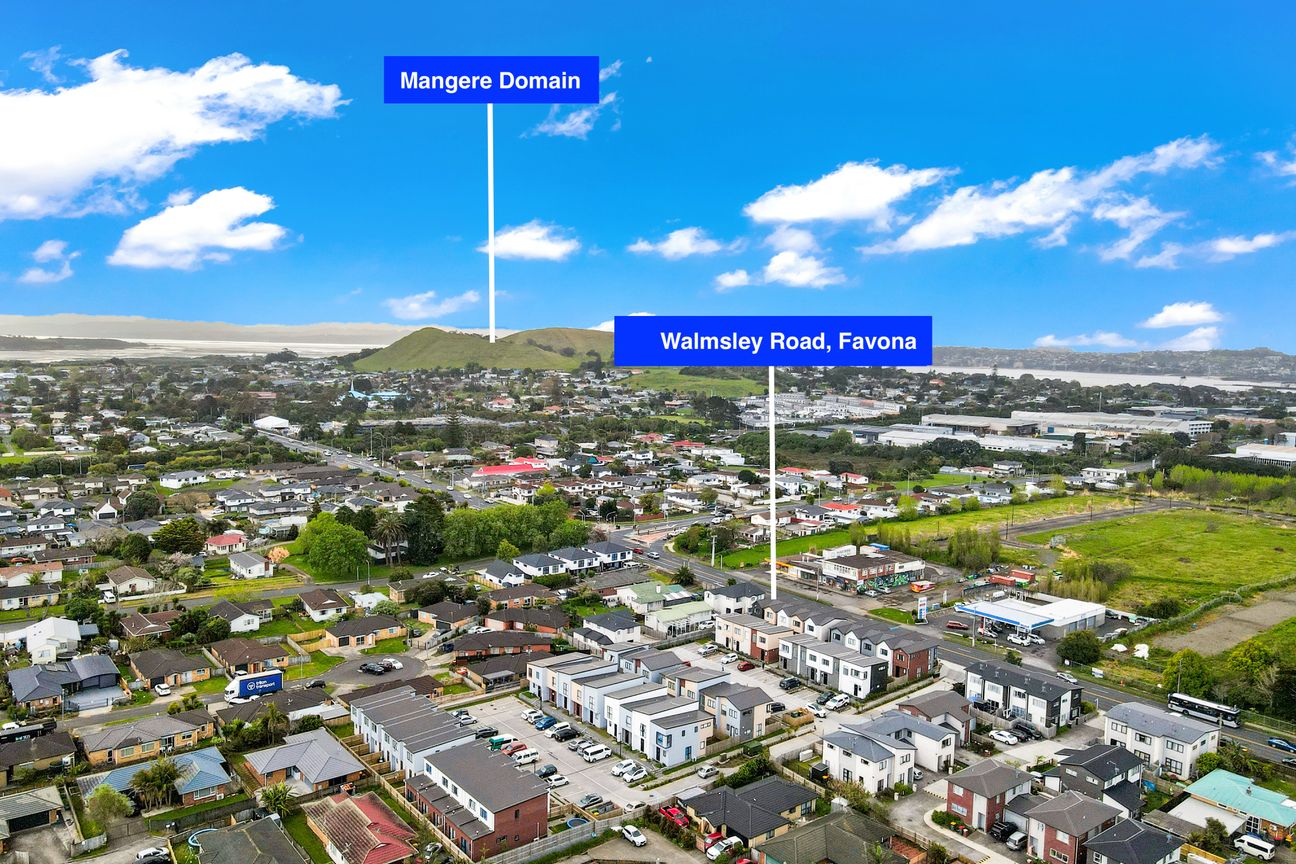 Modern Townhouse in Prime Location - Available Now - Widok 2