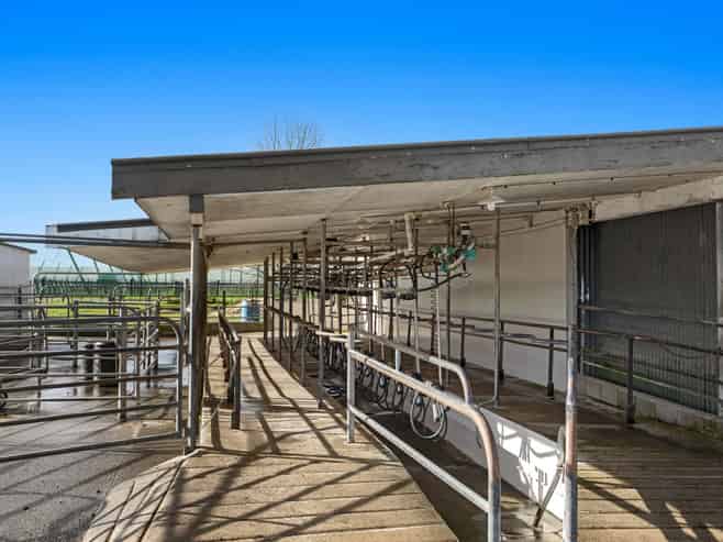 504 West Bank Road, Edgecumbe