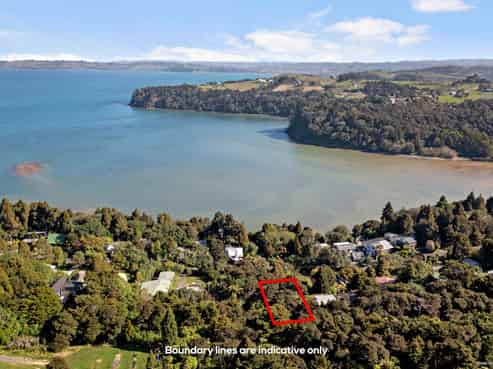 35 Clinton Road, Tawharanui Peninsula