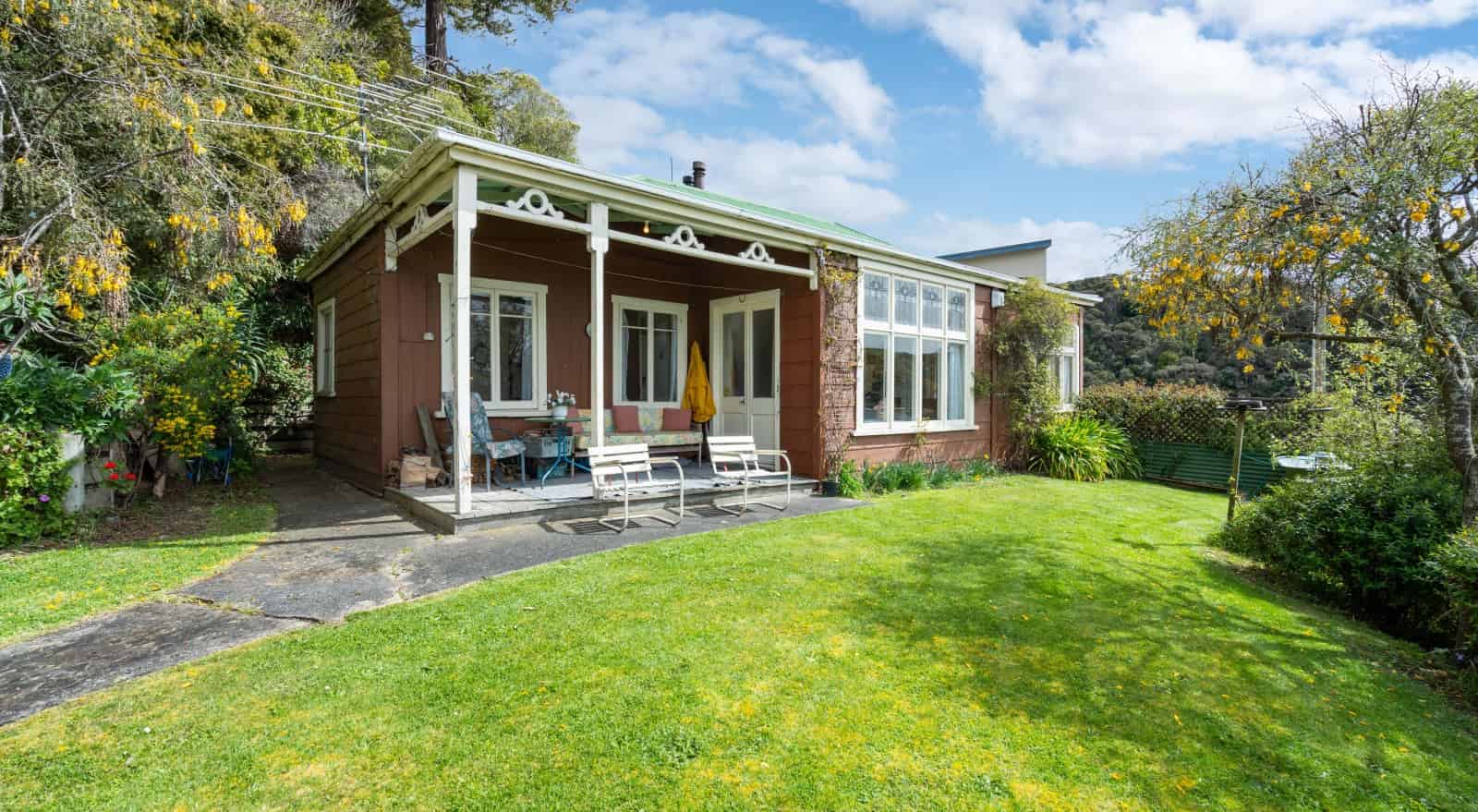 6 Kingston Terrace , Taieri Mouth, Clutha For Sale realestate.co.nz