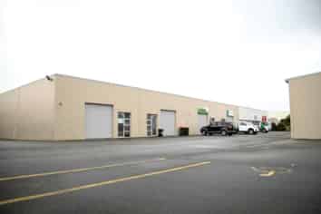 134m2 Warehouse available for lease 