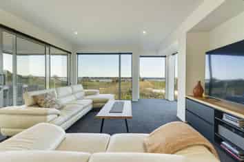 28 Lindup Road, Lower Moutere