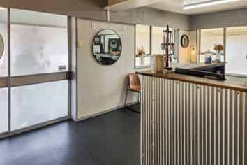 Walk In Ready Hair Salon