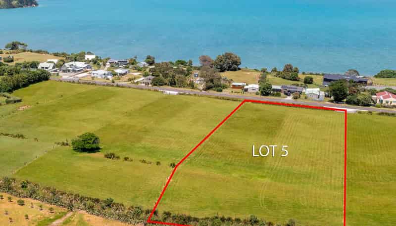 22 Koutu Point Road, OPONONI