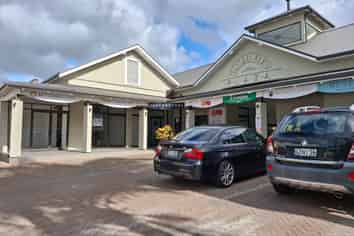 Retail space 83m2 - River View Plaza, Warkworth 