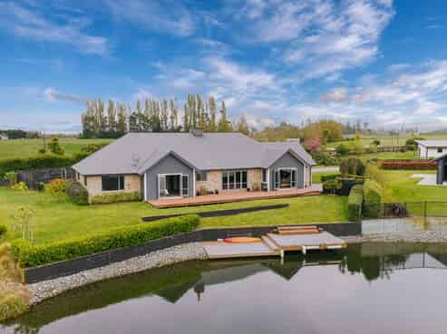 14 Trent Place, Huntingdon/Lake Hood