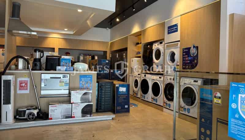 372-376 Broadway, Newmarket