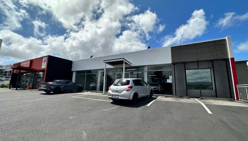 433-435 Great North Road, Henderson