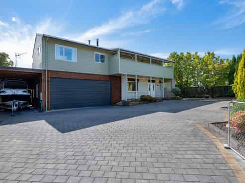 1/26 Angela Place, Kinloch