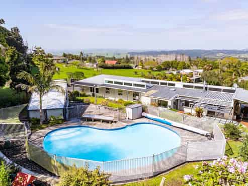 910 State Highway 14, Maungatapere