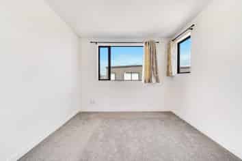 Auckland - Address withheld