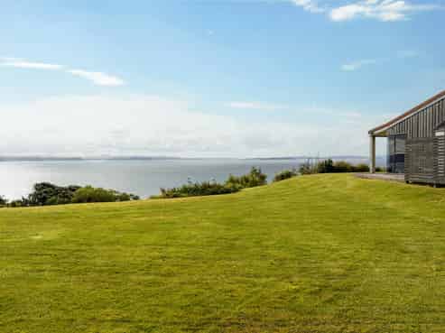 90 Ardern Avenue, Stanmore Bay