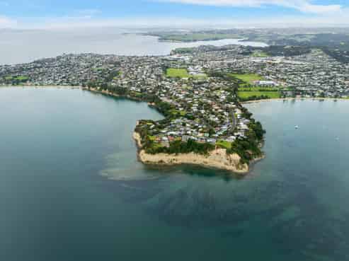 90 Ardern Avenue, Stanmore Bay