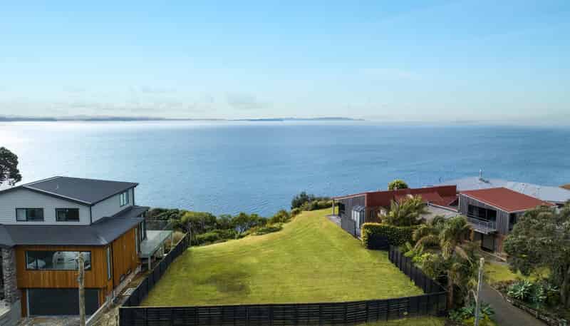 90 Ardern Avenue, Stanmore Bay