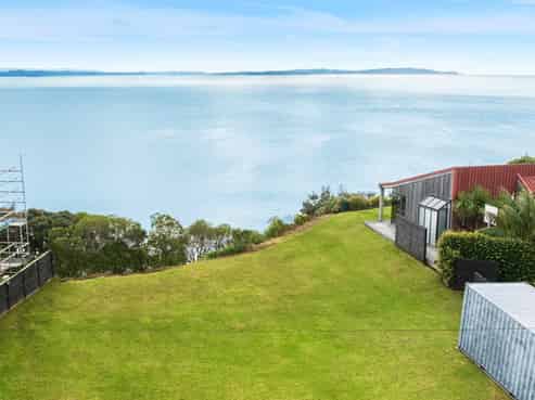 90 Ardern Avenue, Stanmore Bay