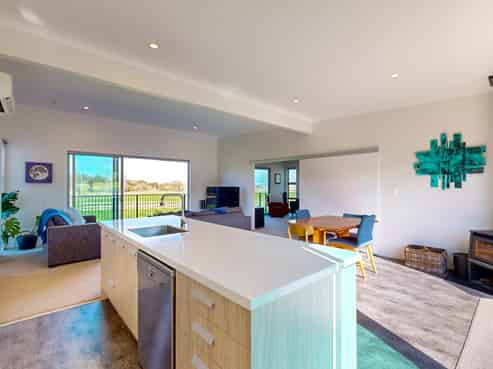 107 Neavesville Road, Puriri