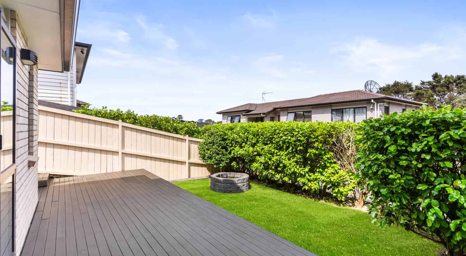 40 Silver Moon Road, Albany, North Shore City For Sale realestate.co.nz