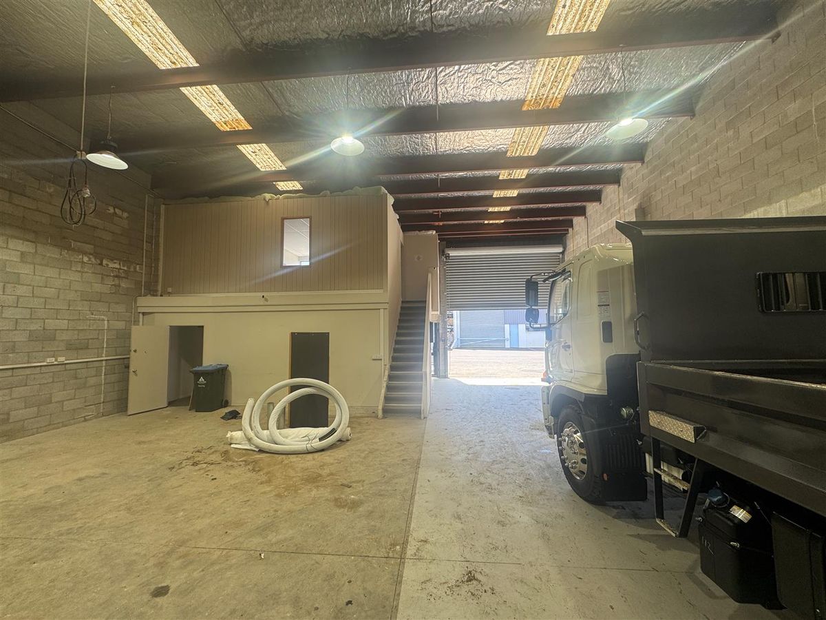 CBRE | Available Now! Marua Rd Warehouse - Ansicht 2
