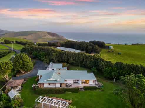 216 Constable Road, Muriwai